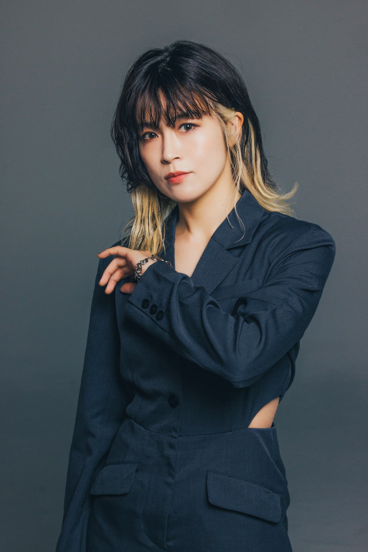 DOLL$BOXX Official Website